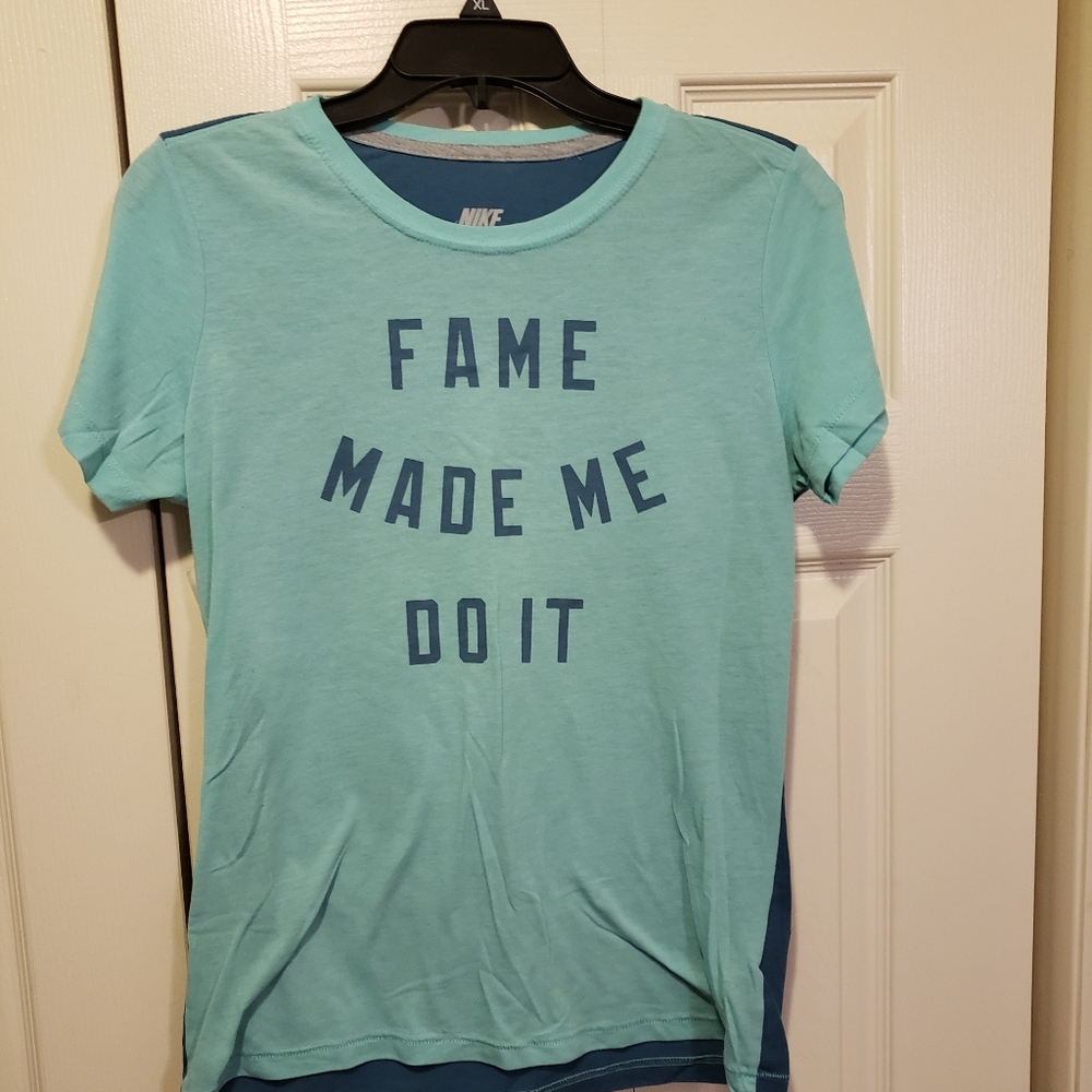 Nike Graphic Tshirt